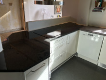 Ombygning og nyt køkken – Fra lukket U til åben koge-ø