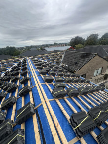 Skræddersyet tilbygning i Hadsten – Erhvervslokale & isoleret garage