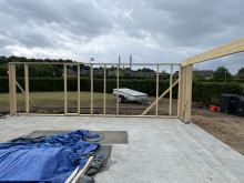 Skræddersyet tilbygning i Hadsten – Erhvervslokale & isoleret garage