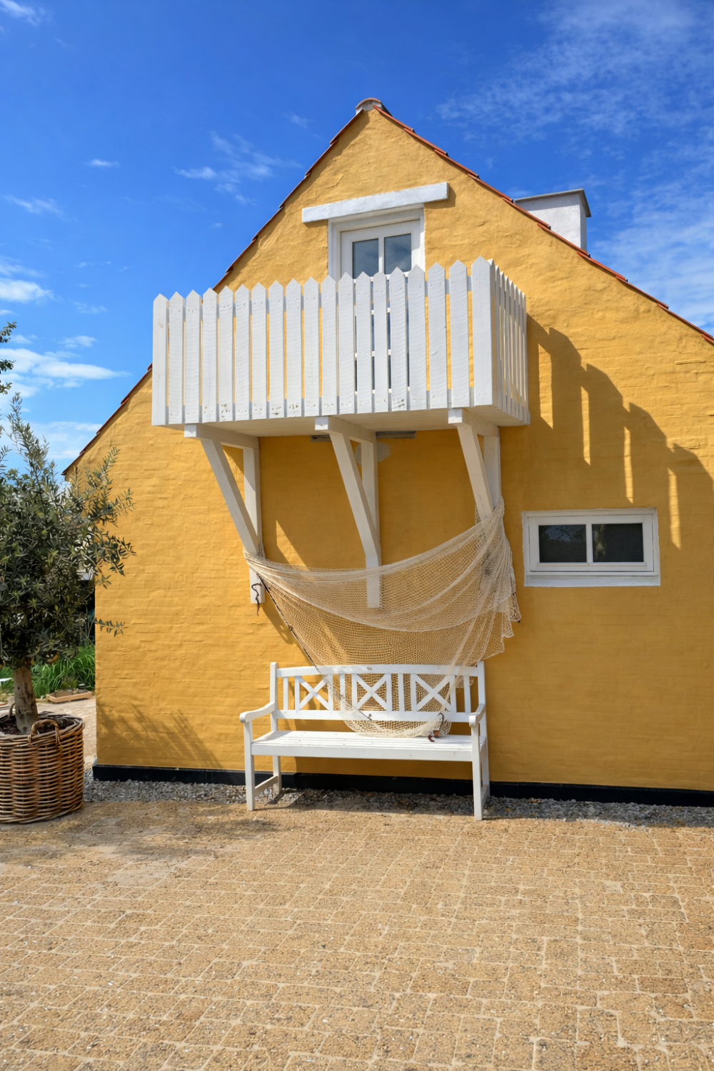 Tømrer- og malerarbejde